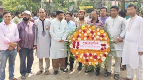 মহান স্বাধীনতা দিবস উপলক্ষ্যে কেন্দ্রীয় শহীদ মিনারে সিলেট জেলা কর আইনজীবী সমিতির শ্রদ্ধা নিবেদন